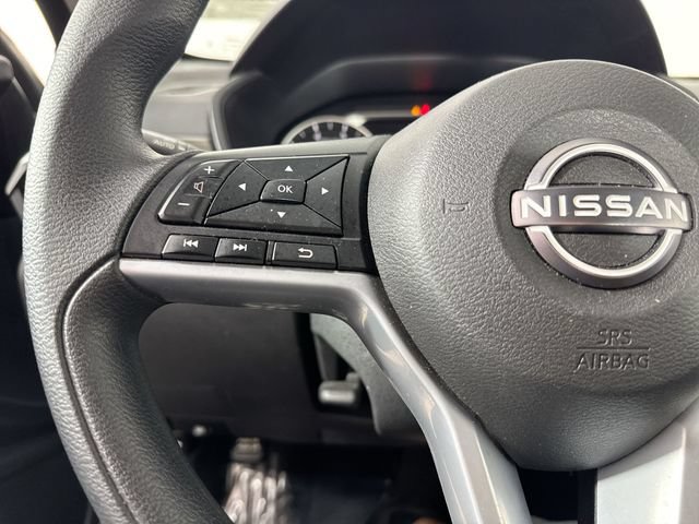 Used 2025 Nissan Altima 2.5 SV FWD image 11