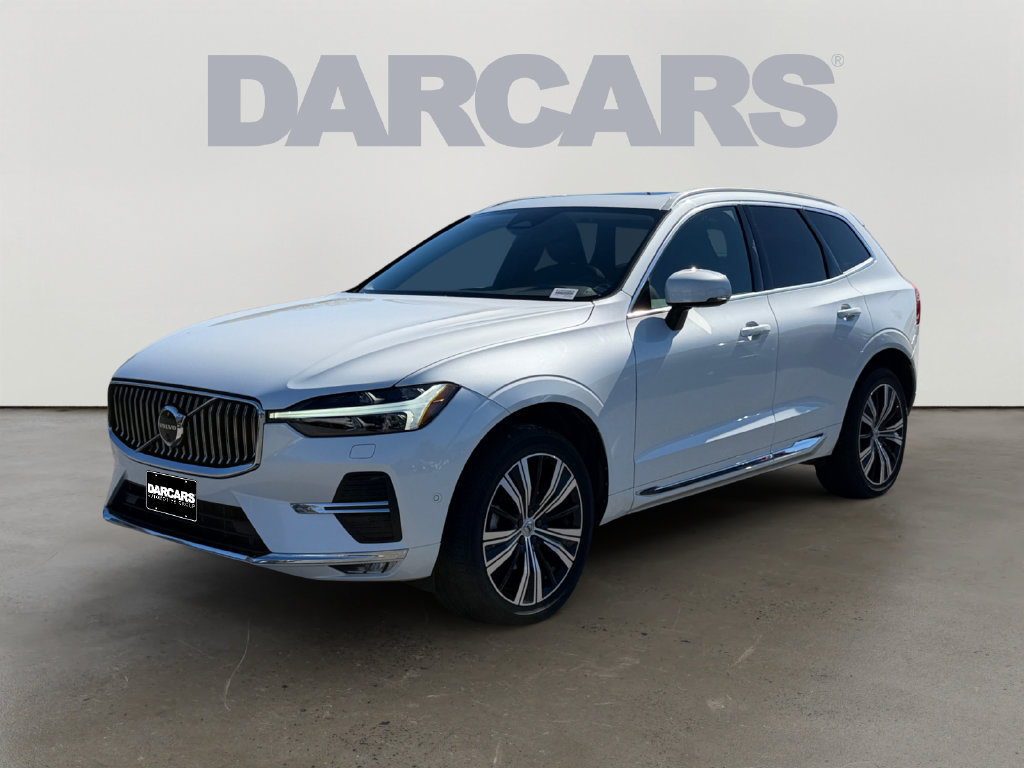 Used 2023 Volvo XC60 B5 Plus AWD/4WD image 3