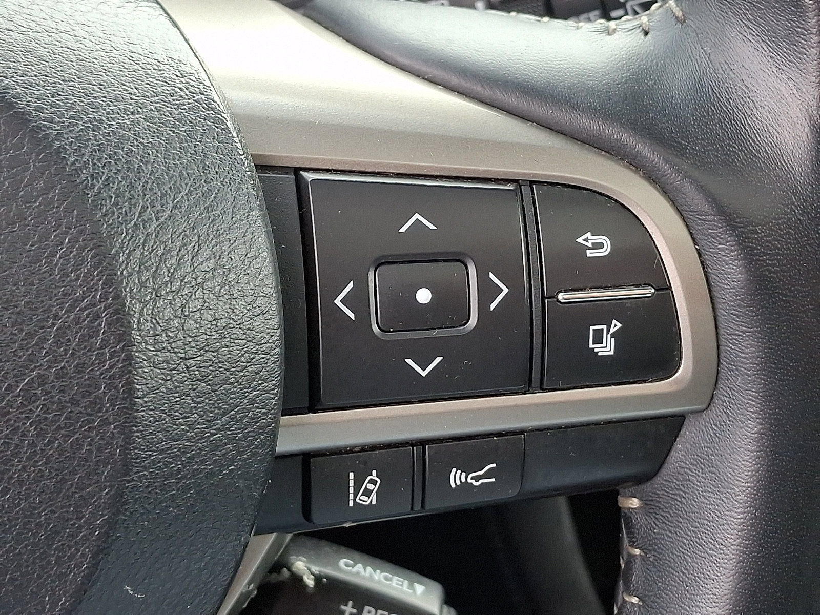 Used 2017 Lexus RX 350 350 w/ Premium Package image 23