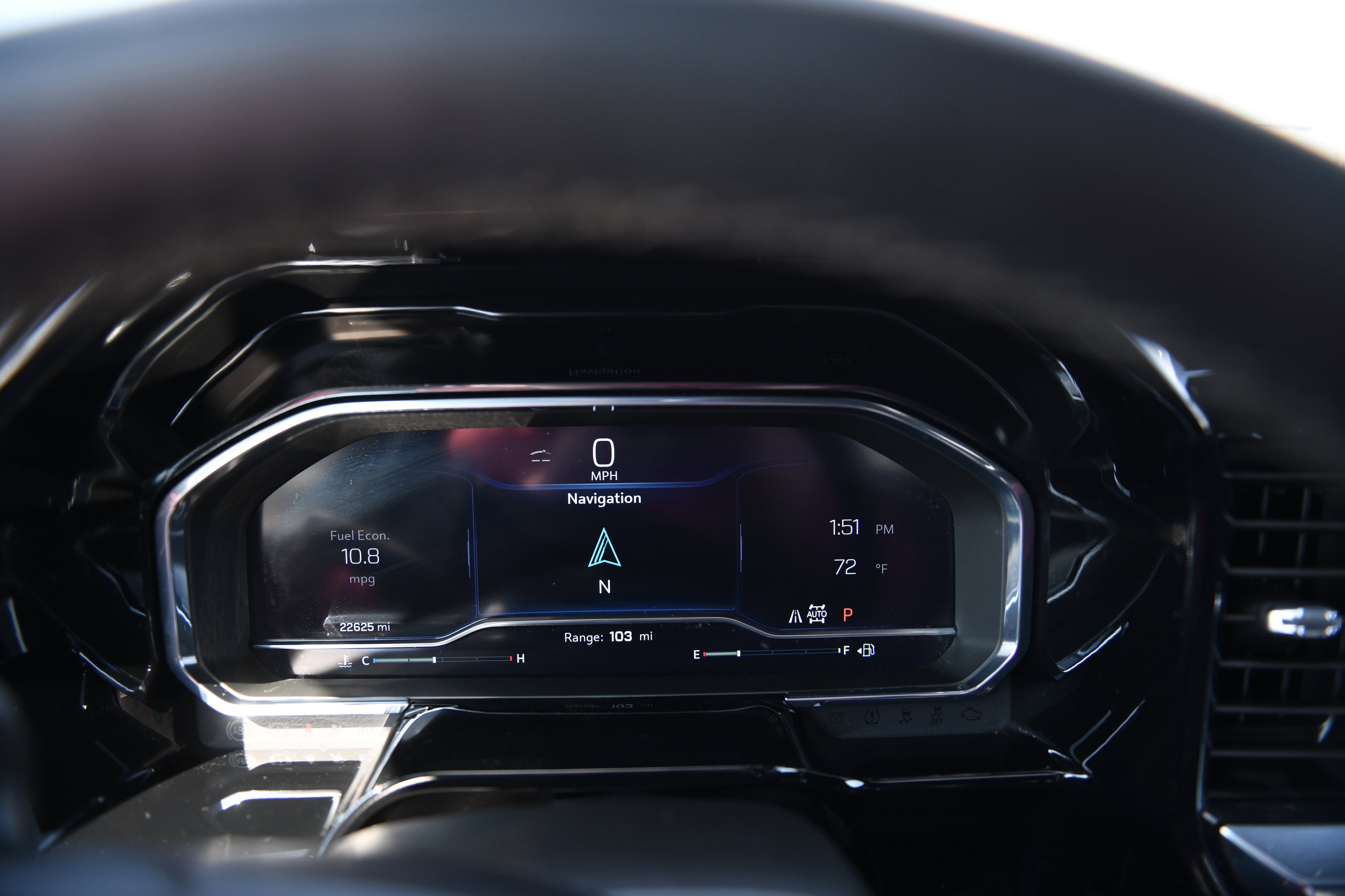 Used 2024 Chevrolet Silverado 1500 High Country w/ Technology Package image 24