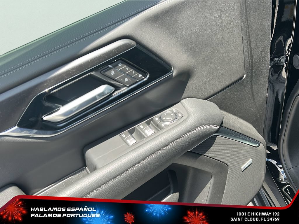 New 2026 GMC Yukon XL Denali w/ Denali Reserve Package AWD/4WD image 11