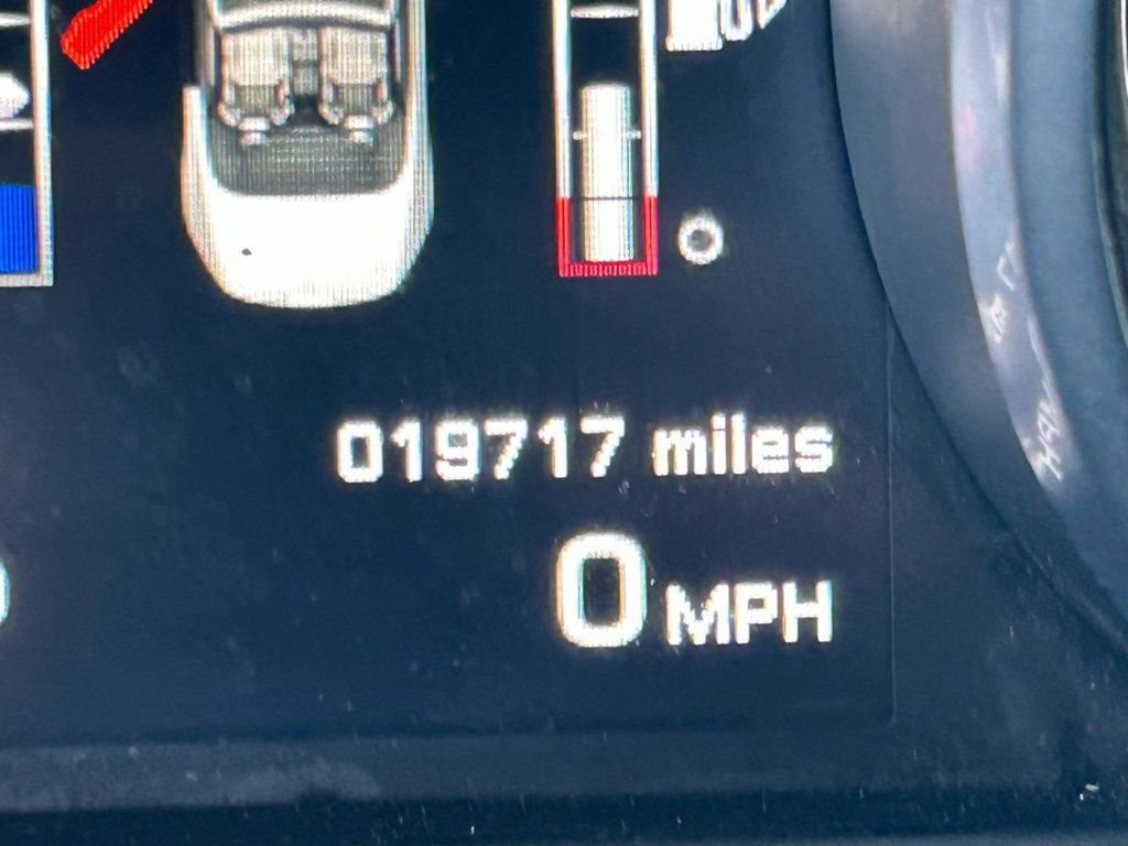 Used 2014 Jaguar F-TYPE S image 23