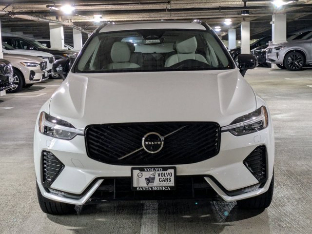 New 2026 Volvo XC60 B5 Ultra w/ Climate Package AWD/4WD image 8