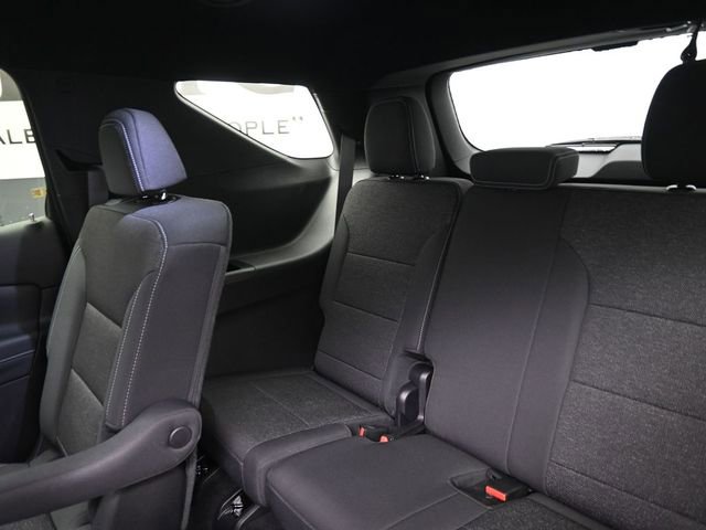 New 2026 Chevrolet Traverse LT w/ Driver Confidence Package FWD image 9
