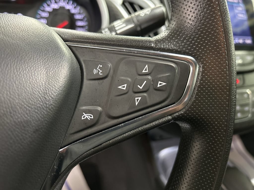 Used 2023 Chevrolet Malibu LT FWD image 24