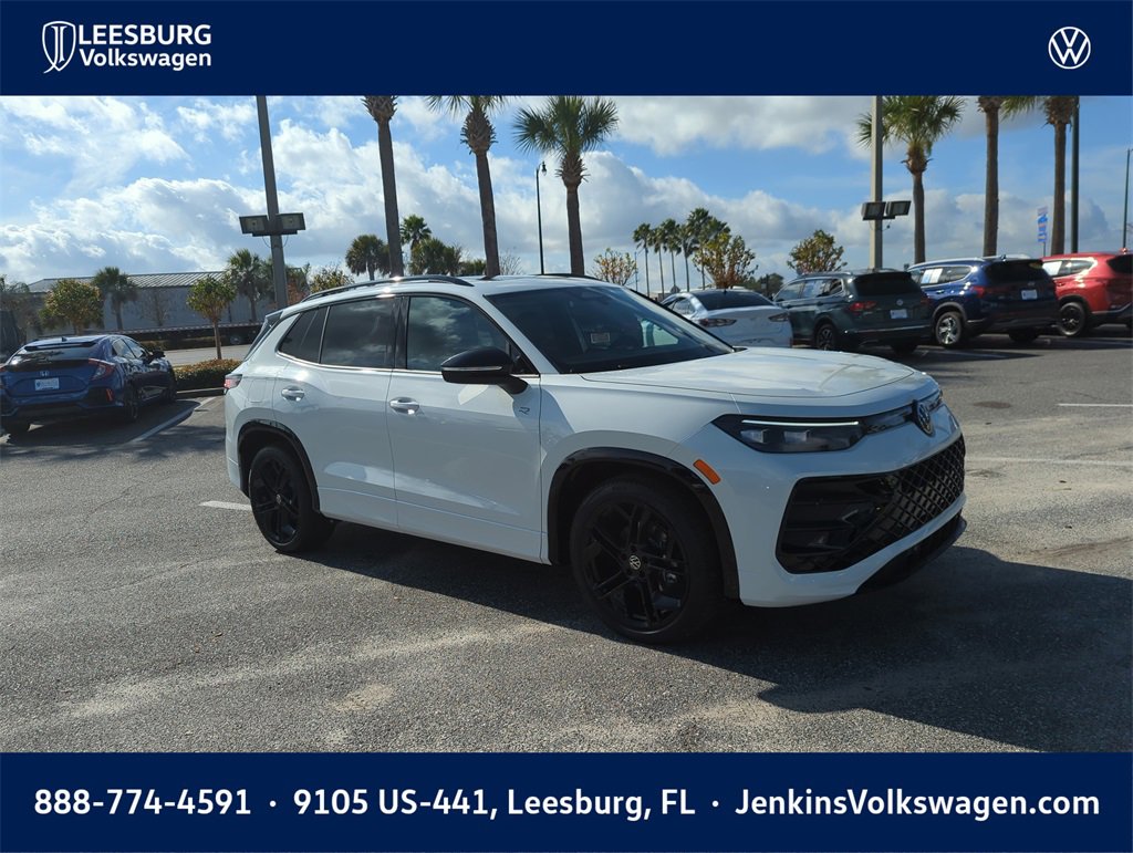 New 2026 Volkswagen Tiguan SE R-Line image 1