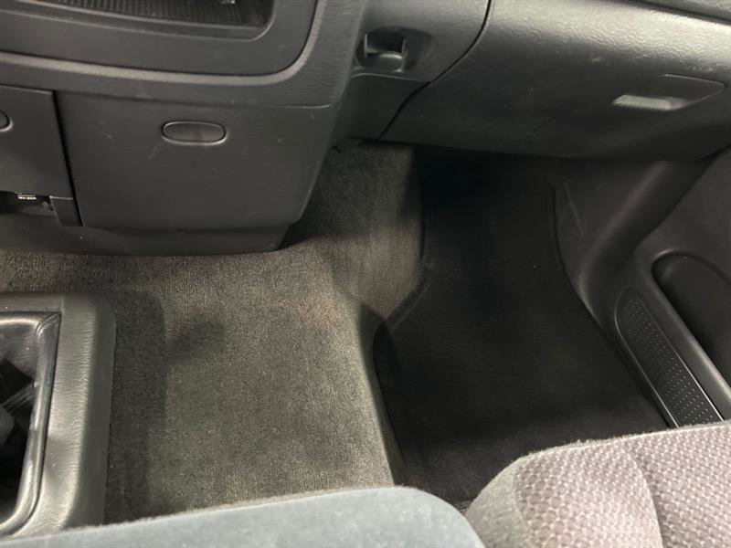Used 2003 Dodge Ram 1500 Truck ST image 18