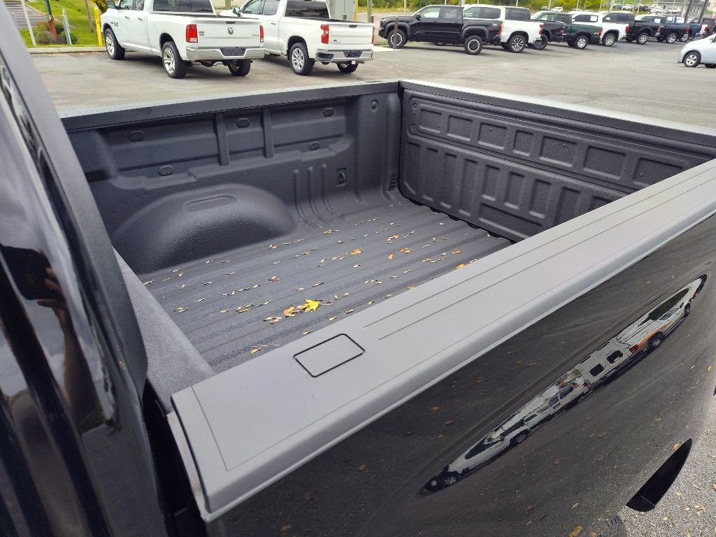 Used 2022 GMC Canyon Denali AWD/4WD image 15