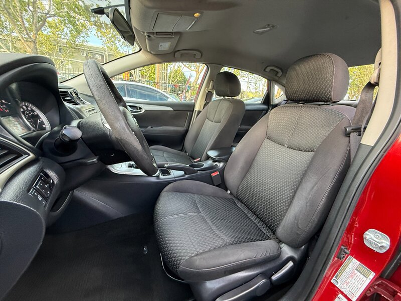 Used 2013 Nissan Sentra SR FWD image 11