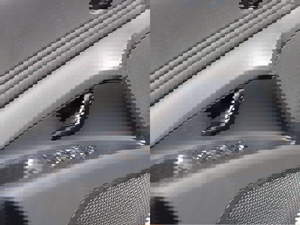 New 2026 Hyundai Elantra Sport image 23