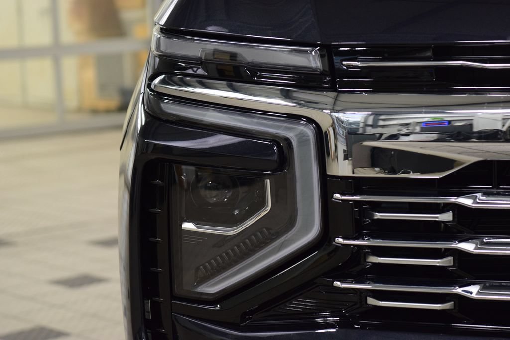 New 2026 Chevrolet Suburban Premier AWD/4WD image 12
