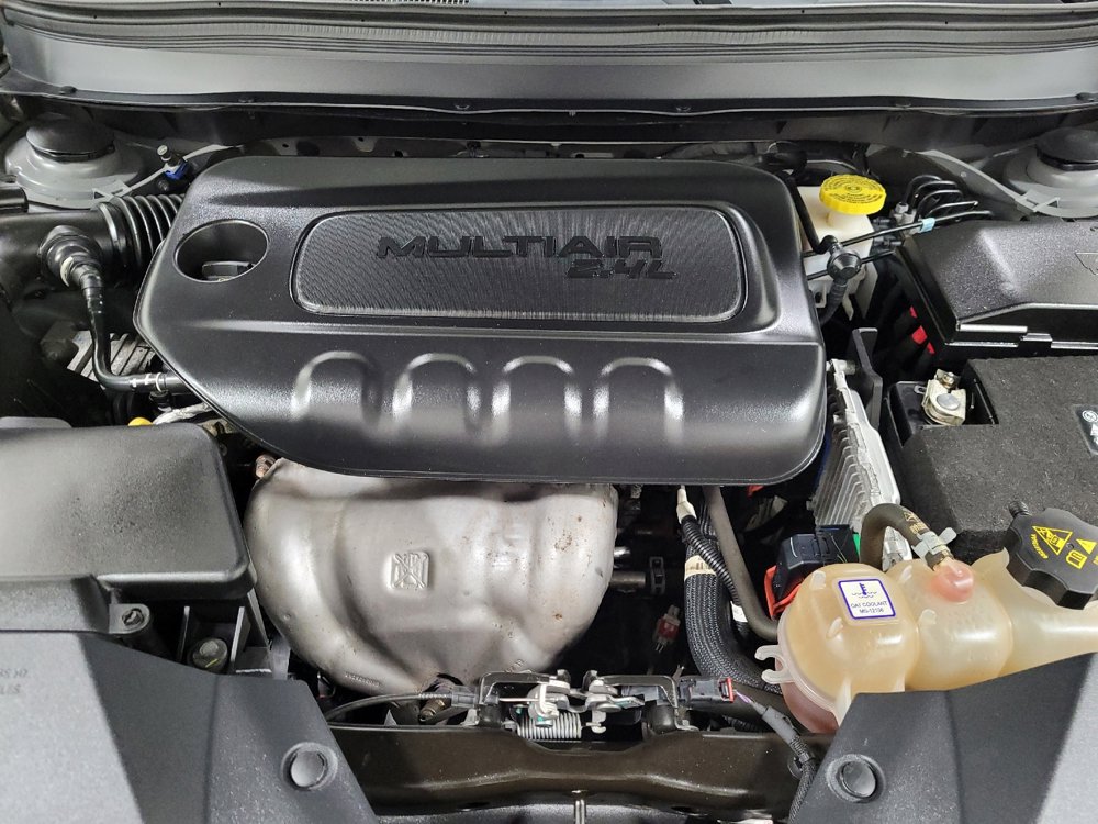 Used 2020 Jeep Cherokee Latitude Plus w/ Comfort/Convenience Group image 30