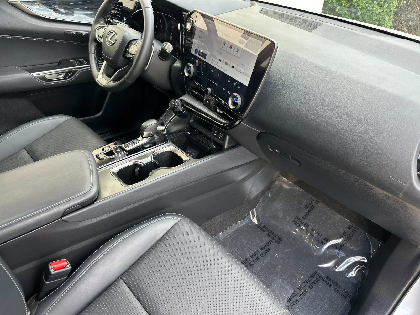 Used 2025 Lexus NX 350h AWD w/ Cold Area Package image 18