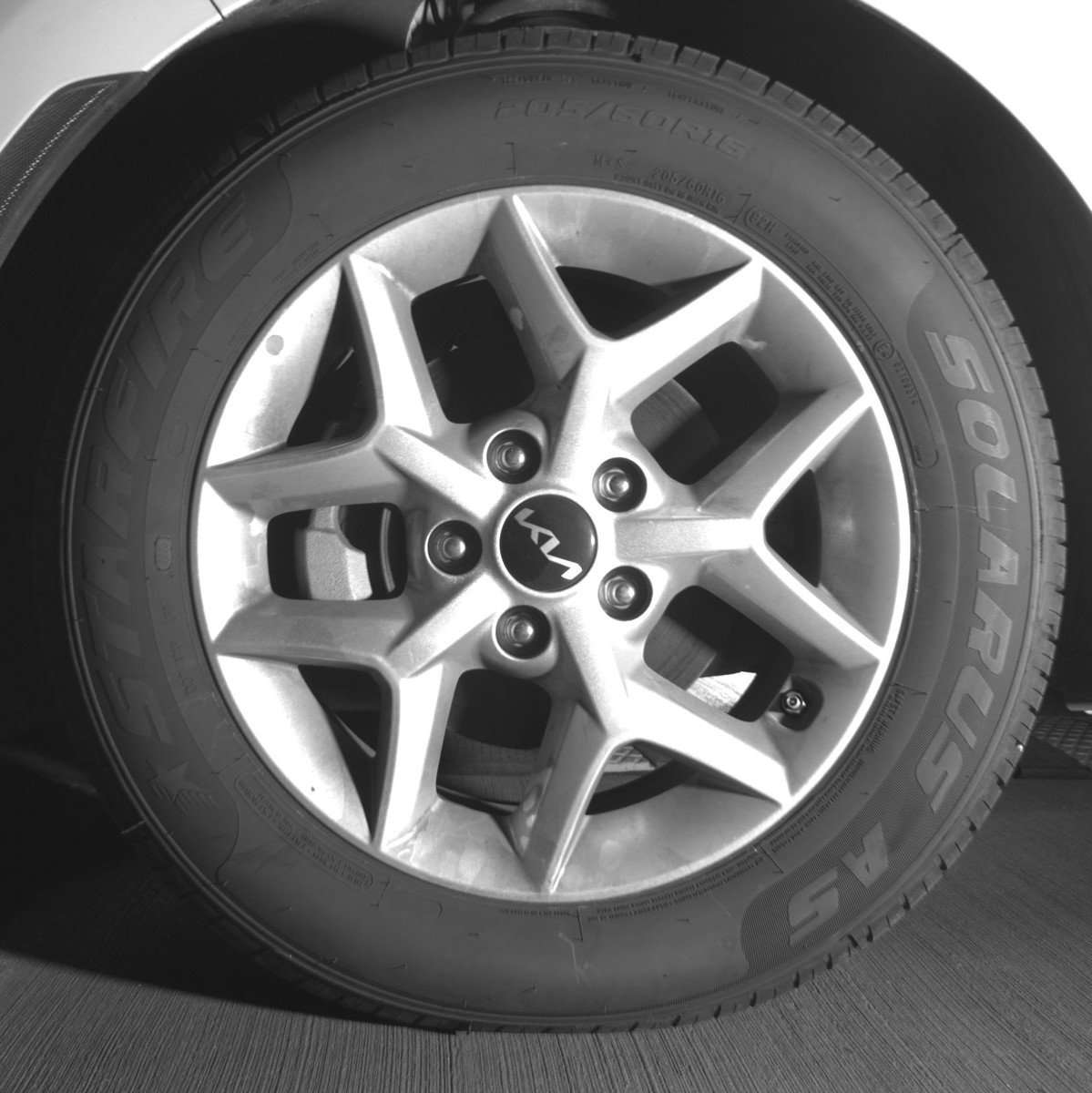 Used 2025 Kia Soul LX w/ LX Technology Package image 12