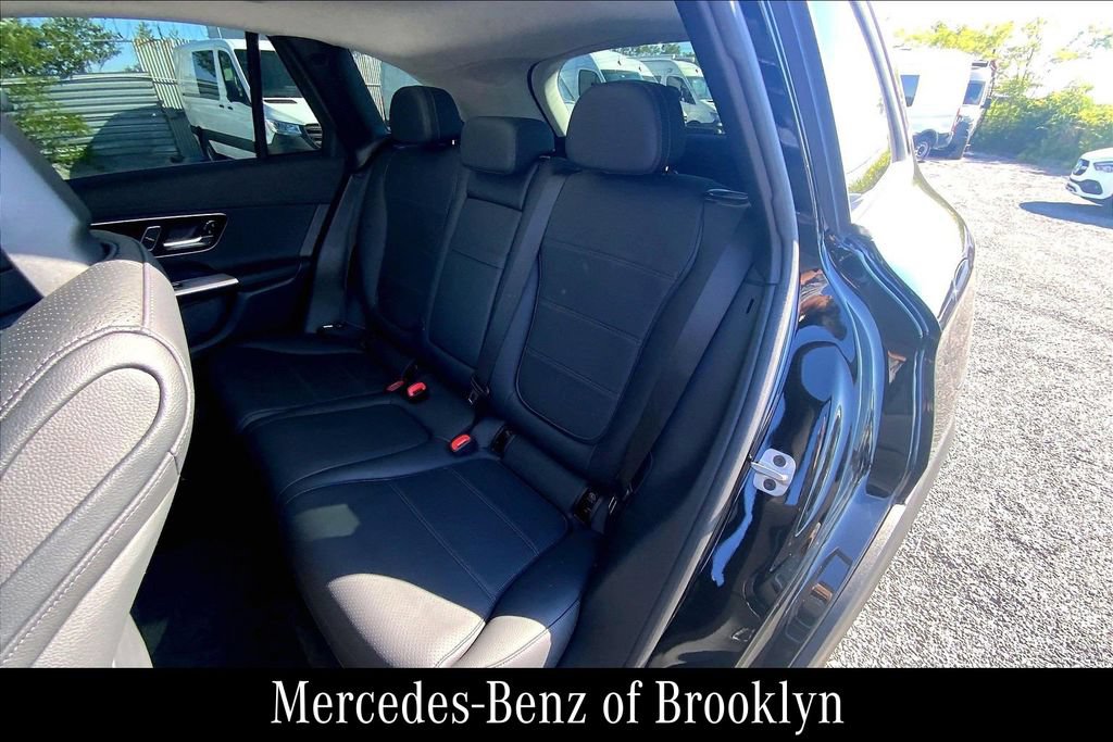 Certified 2025 Mercedes-Benz GLC 350e 4MATIC image 22