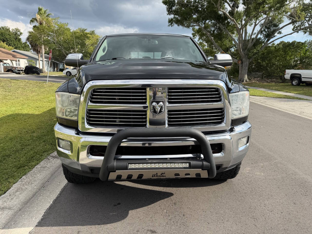 Used 2012 RAM 3500 Laramie Longhorn w/ HD Snow Plow Prep Group AWD/4WD image 5