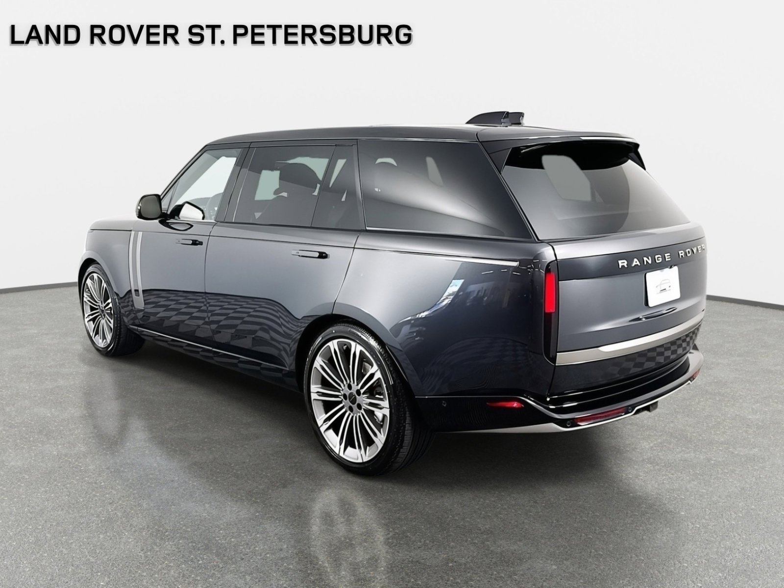 New 2026 Land Rover Range Rover Long Wheelbase SE AWD/4WD image 7