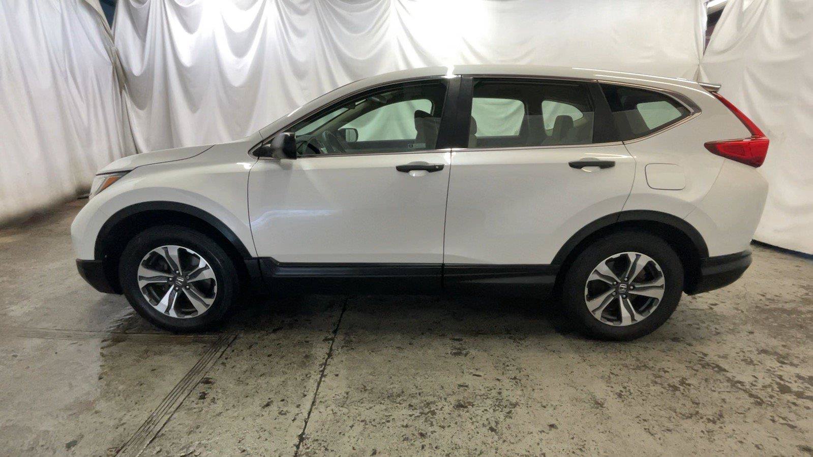 Used 2019 Honda CR-V LX image 11