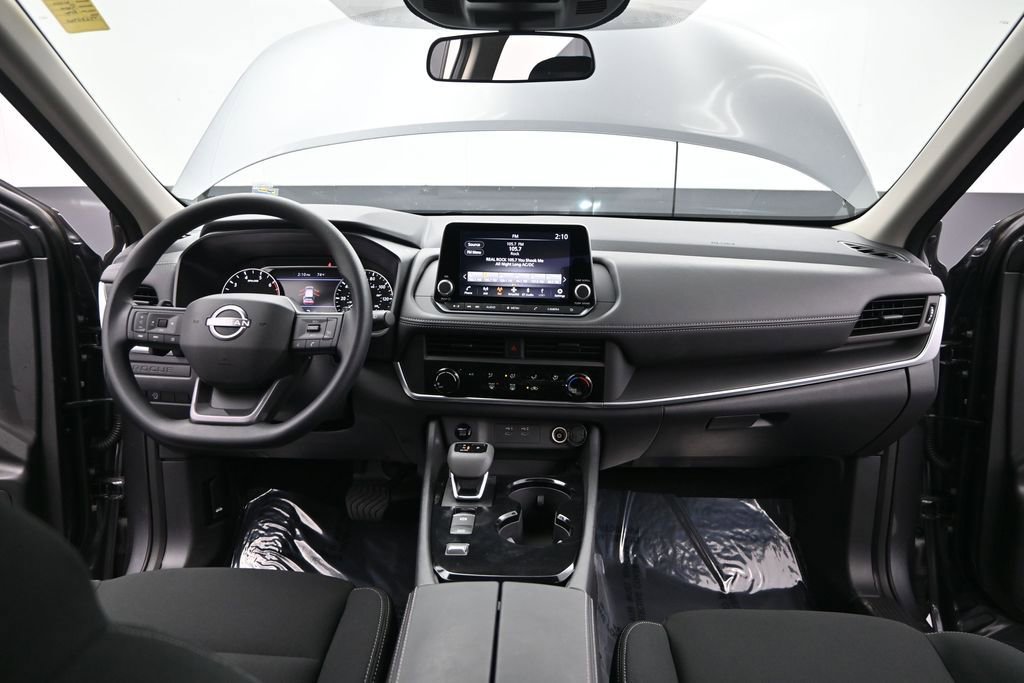 Certified 2026 Nissan Rogue S FWD image 29