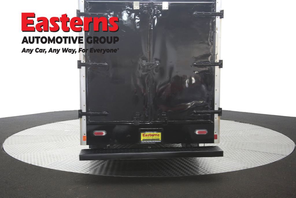 Used 2017 Chevrolet Express 3500 RWD image 34