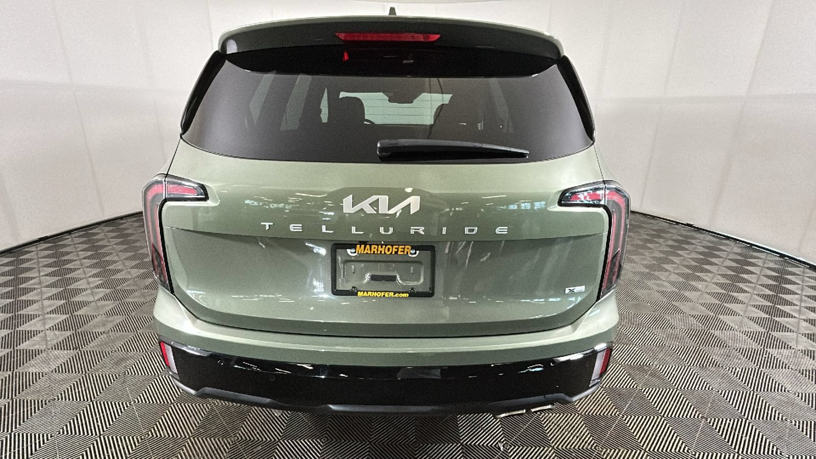 Used 2024 Kia Telluride EX X-Line AWD/4WD image 4