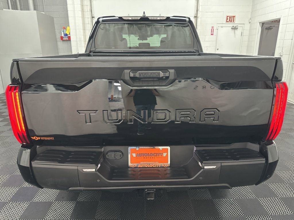 Used 2024 Toyota Tundra SR5 w/ SR5 Convenience Package AWD/4WD image 8