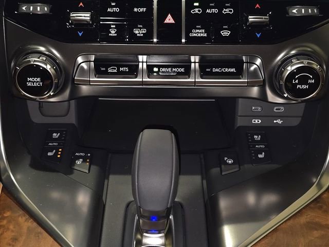New 2026 Lexus LX 700h Luxury AWD/4WD image 25