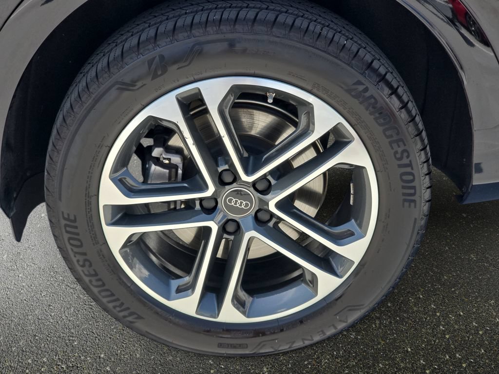 Certified 2025 Audi Q5 Premium w/ Premium Plus AWD/4WD image 27