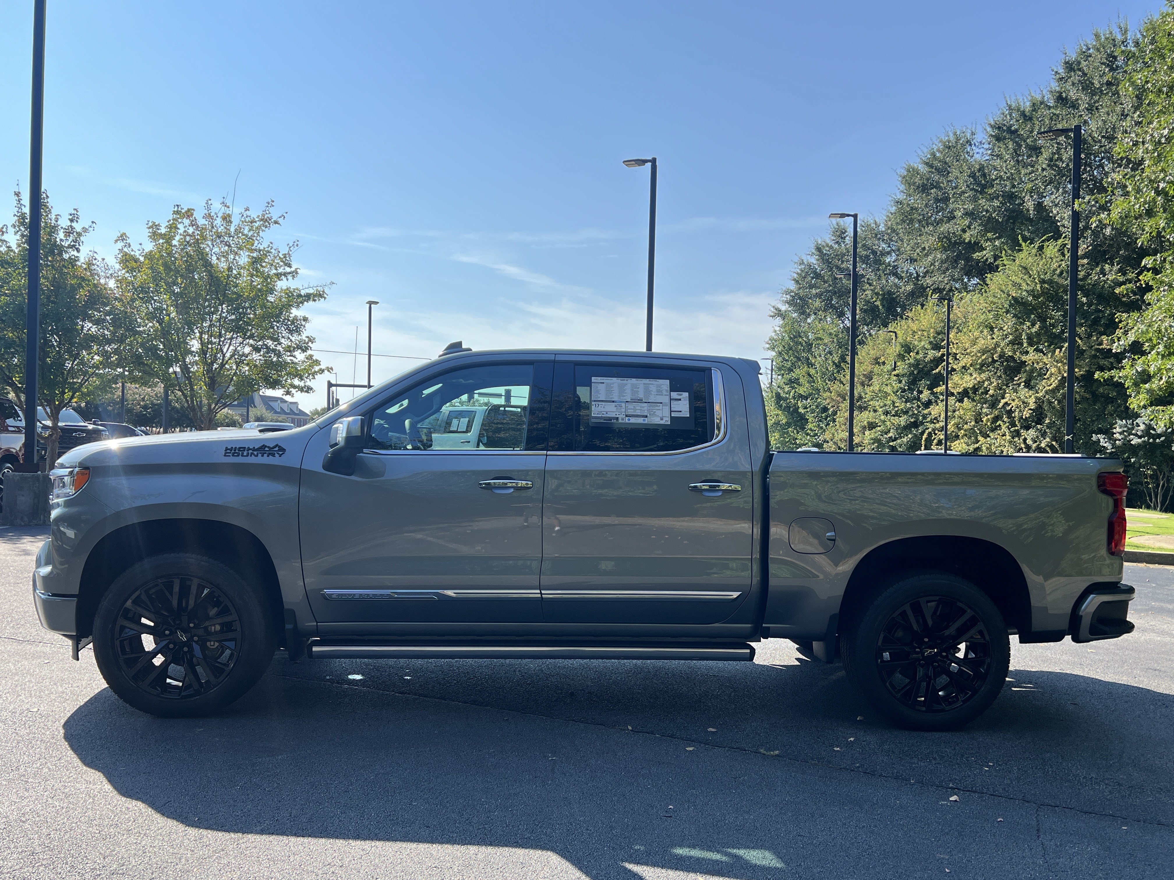New 2026 Chevrolet Silverado 1500 High Country AWD/4WD image 6