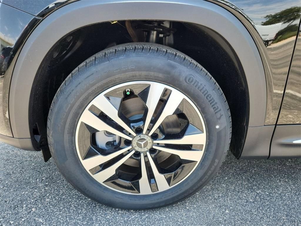 New 2025 Mercedes-Benz GLB 250 image 11