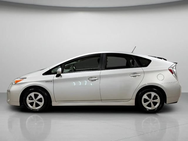 Used 2013 Toyota Prius Four w/ Deluxe Solar Roof Pkg FWD image 6