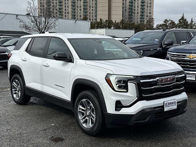 Used 2025 GMC Terrain Elevation image 1