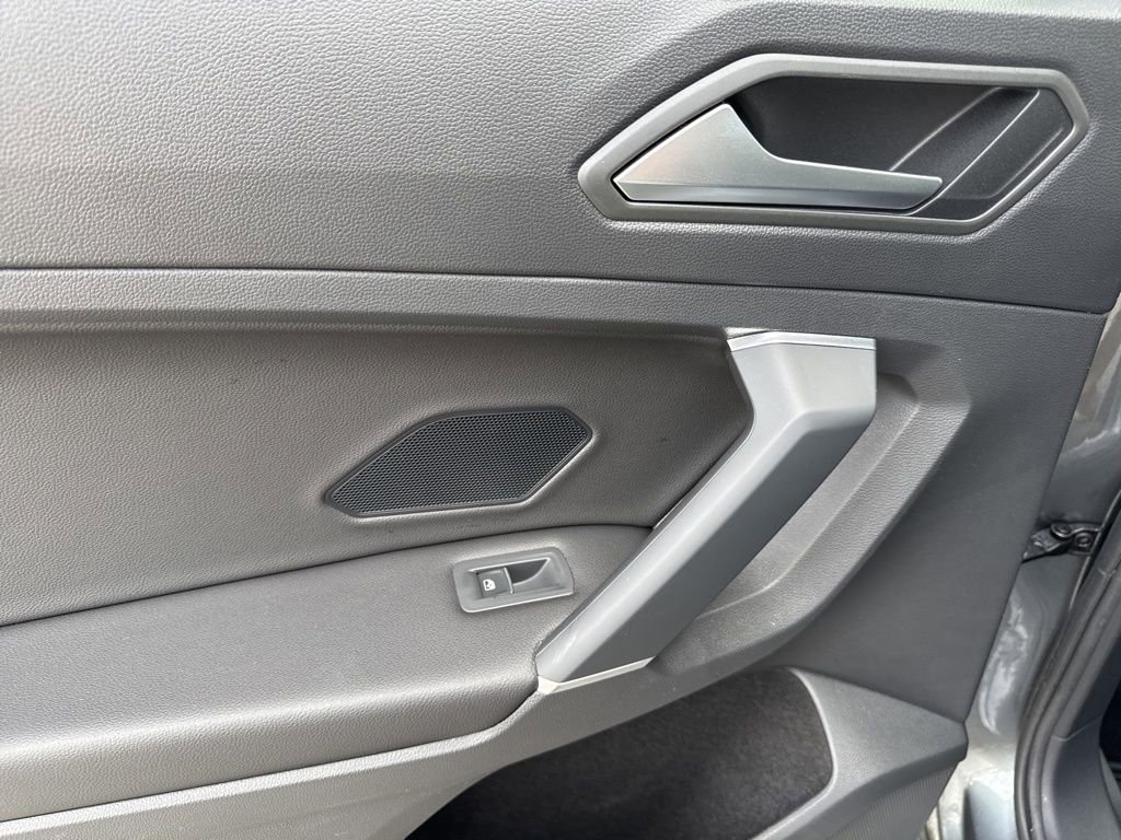 Used 2020 Volkswagen Tiguan SEL image 14