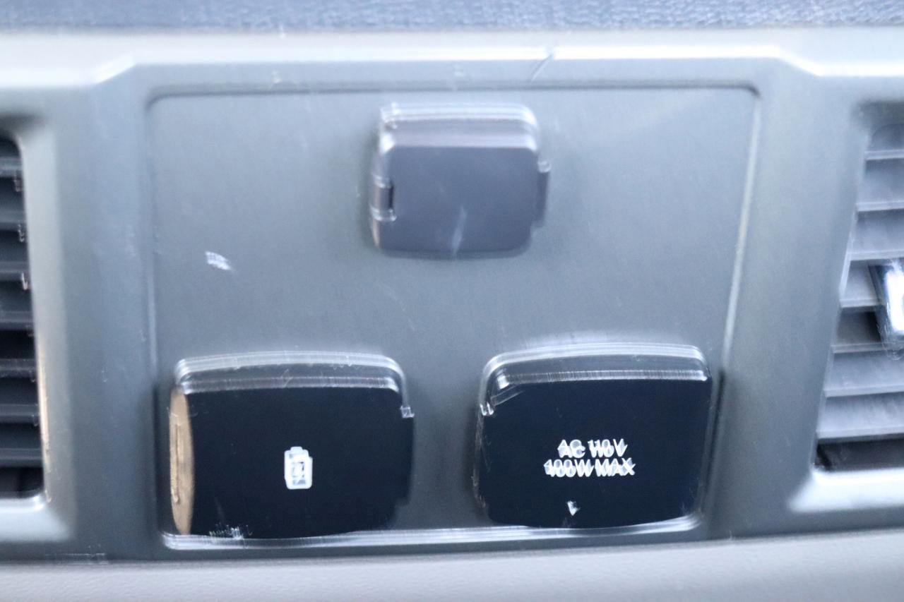 Used 2022 Ford F250 XLT w/ Black Appearance Package image 21