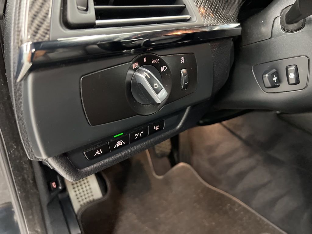 Used 2018 BMW M6 Gran Coupe image 18