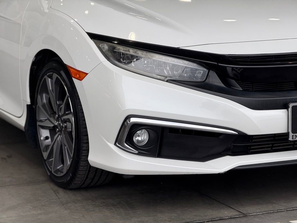 Used 2019 Honda Civic Touring image 8