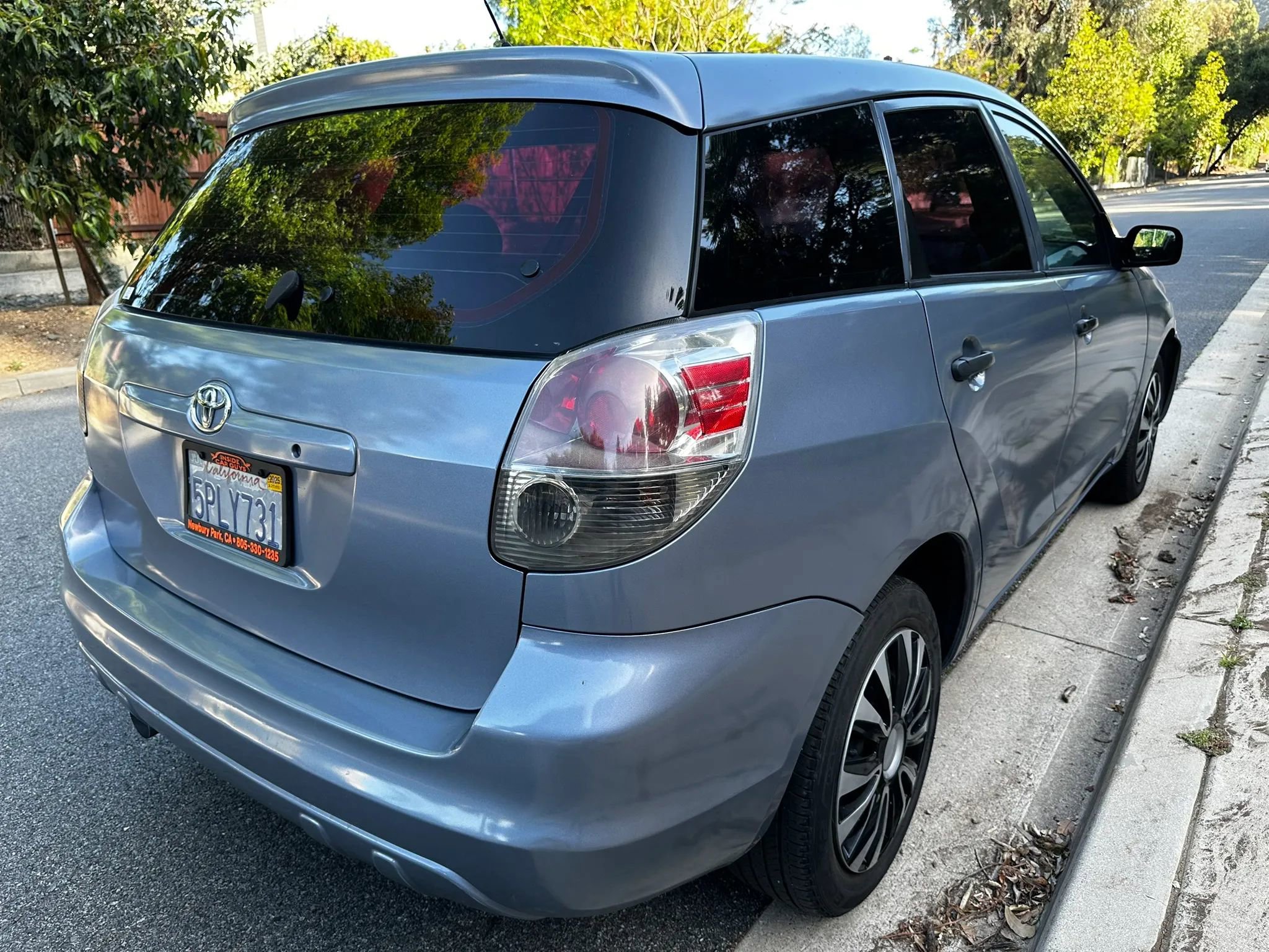 Used 2005 Toyota Matrix FWD image 6