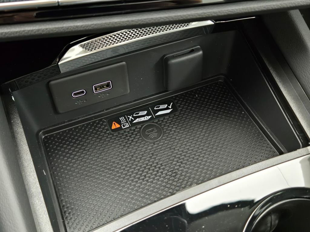 New 2025 Buick Envision Sport Touring image 8