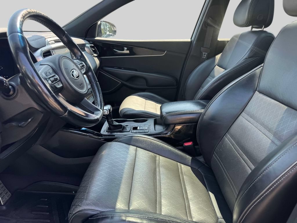Used 2016 Kia Sorento SX w/ SXL Technology Package AWD/4WD image 13