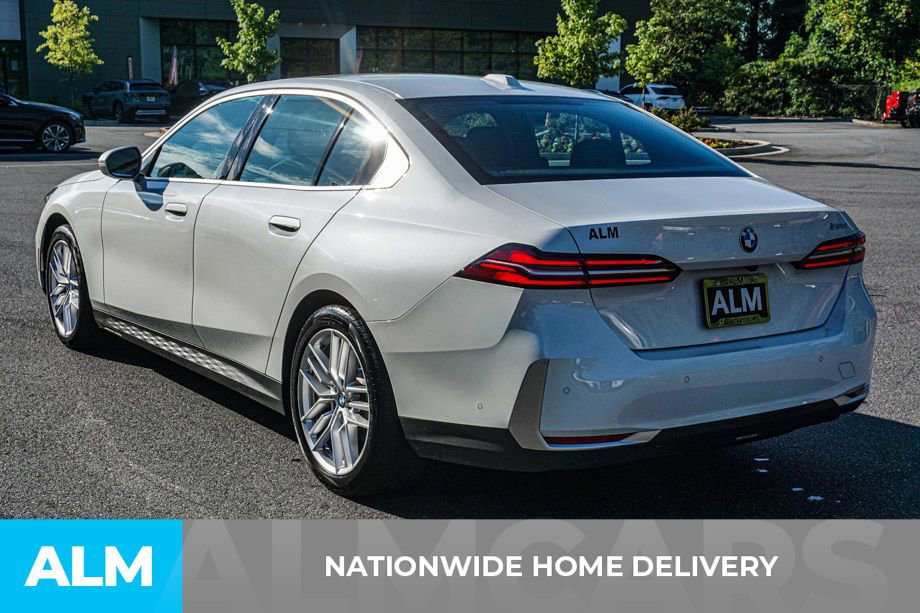Used 2025 BMW 530i image 5