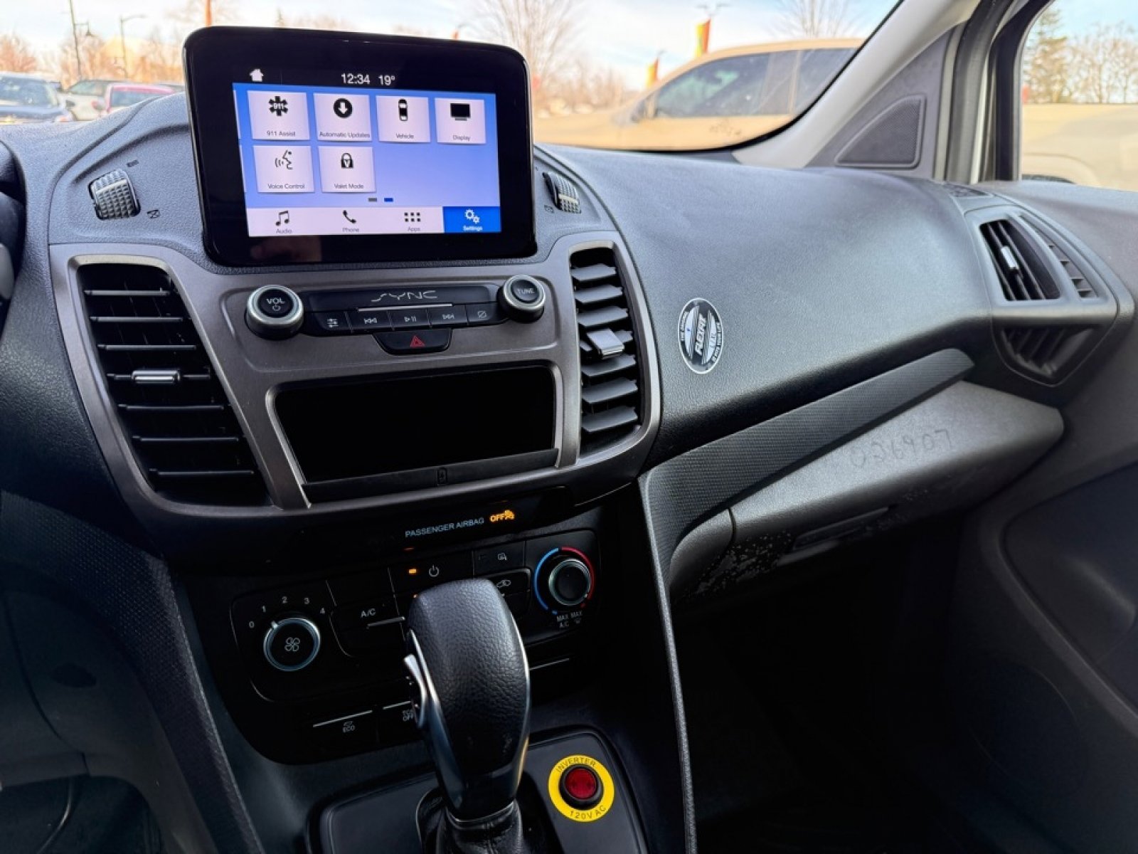 Used 2020 Ford Transit Connect XL image 27