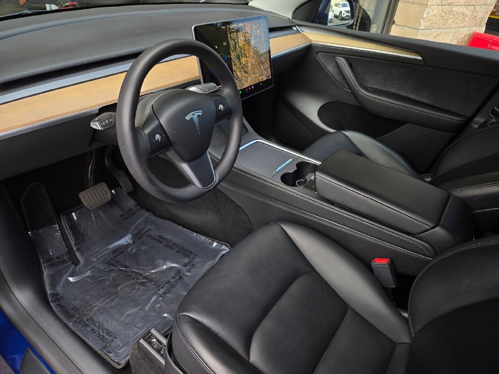 Used 2023 Tesla Model Y Long Range AWD/4WD image 9