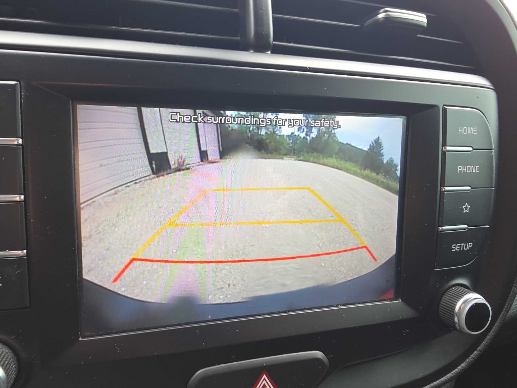 Used 2020 Kia Soul S FWD image 16