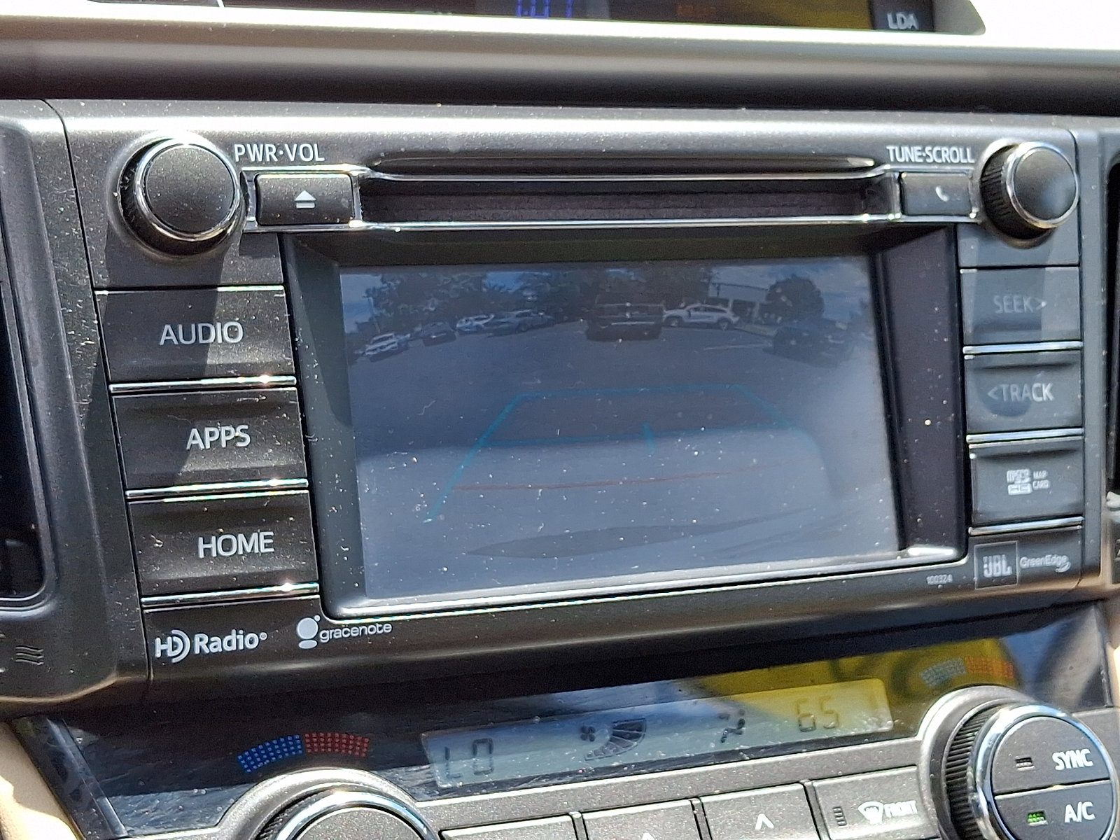 Used 2015 Toyota RAV4 Limited w/ Technology Package AWD/4WD image 19