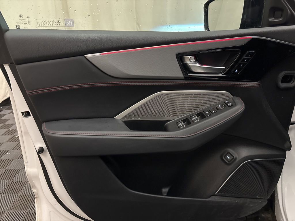 Used 2023 Acura MDX A-Spec image 10