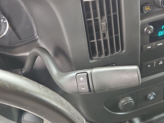 Used 2016 Chevrolet Express 2500 RWD image 15