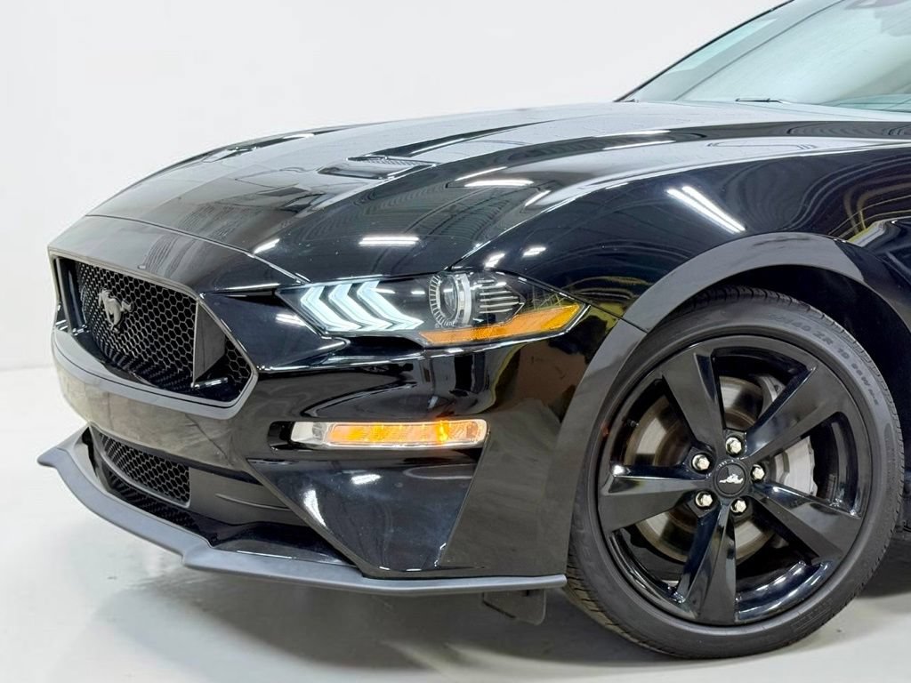 Used 2022 Ford Mustang GT w/ Equipment Group 301A RWD image 3