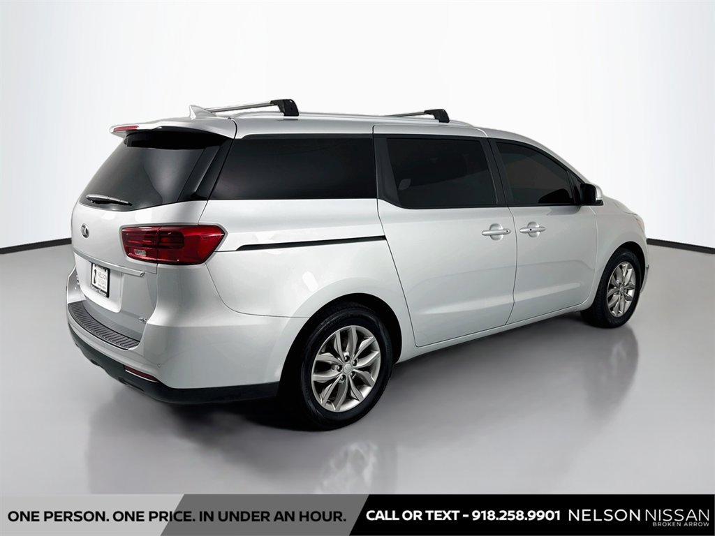 Used 2021 Kia Sedona EX FWD image 5