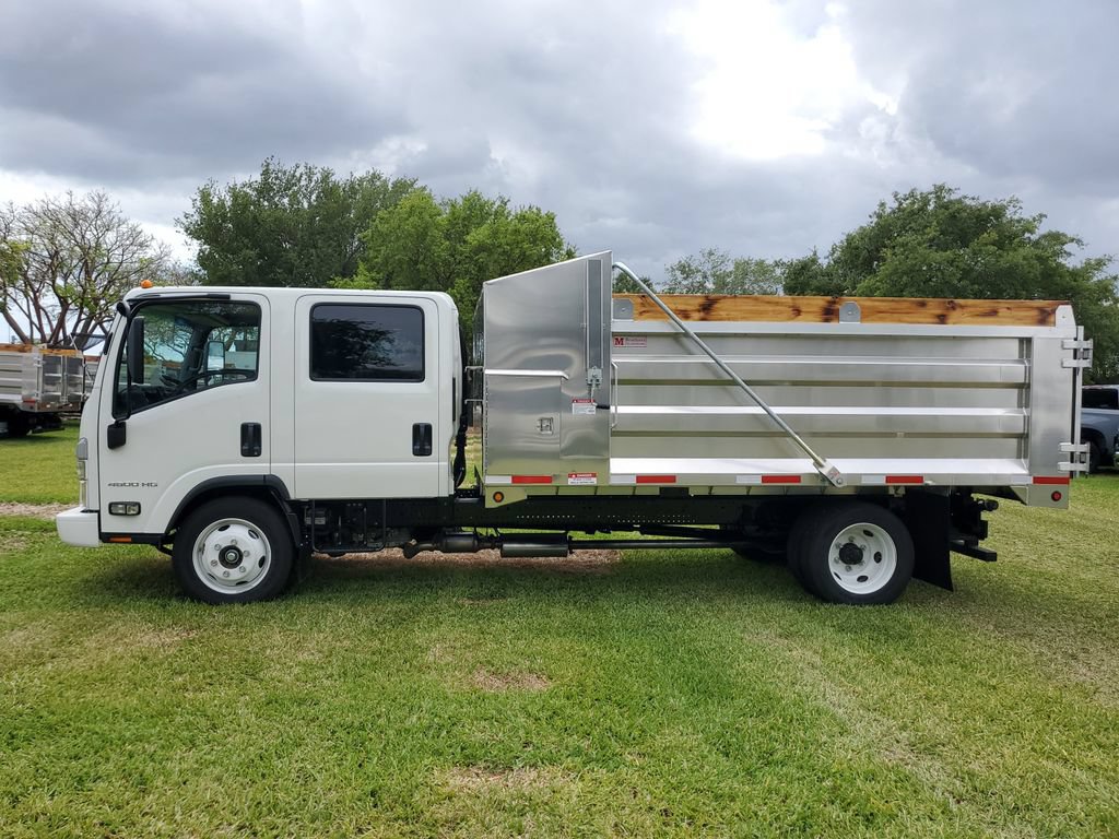 New 2025 Chevrolet Low Cab Forward RWD image 4