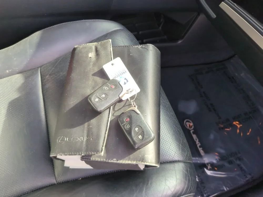 Used 2013 Lexus RX 450h RX 450h Sport Utility 4D w/ Navigation Pkg image 26